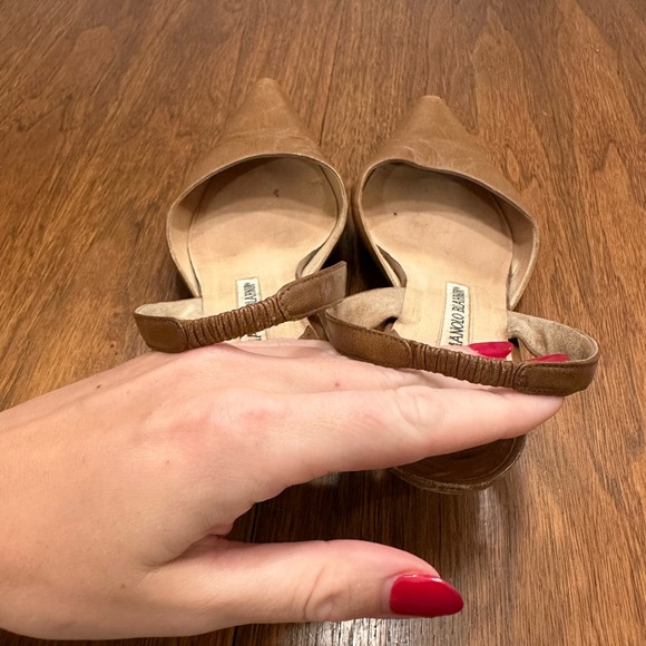Manolo Blahnik Tan Leather Heels - Picture 10 of 10